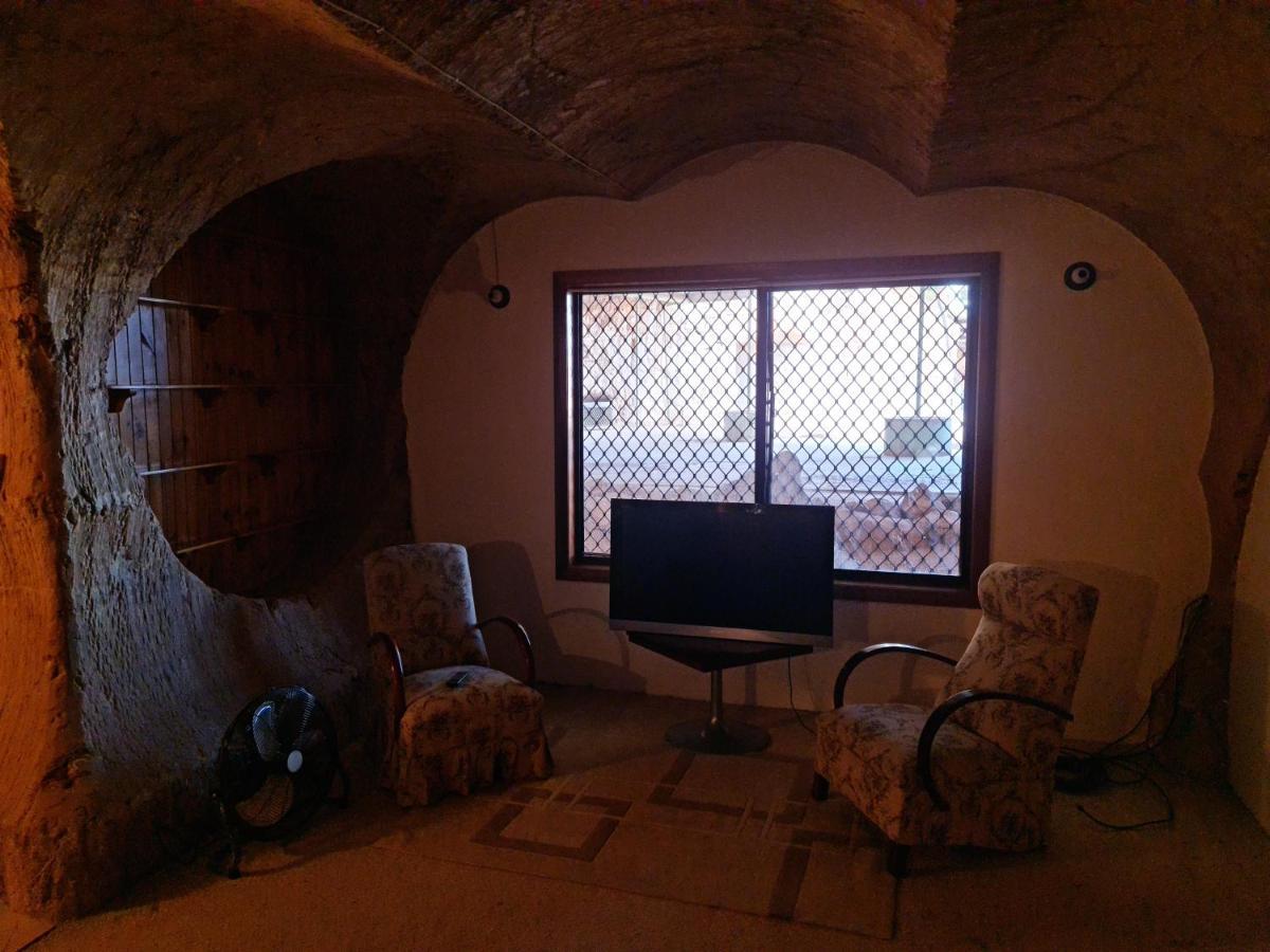 Underwood Court Fresh Dugout- Hosted By Coober Pedy Accommodations Exteriér fotografie
